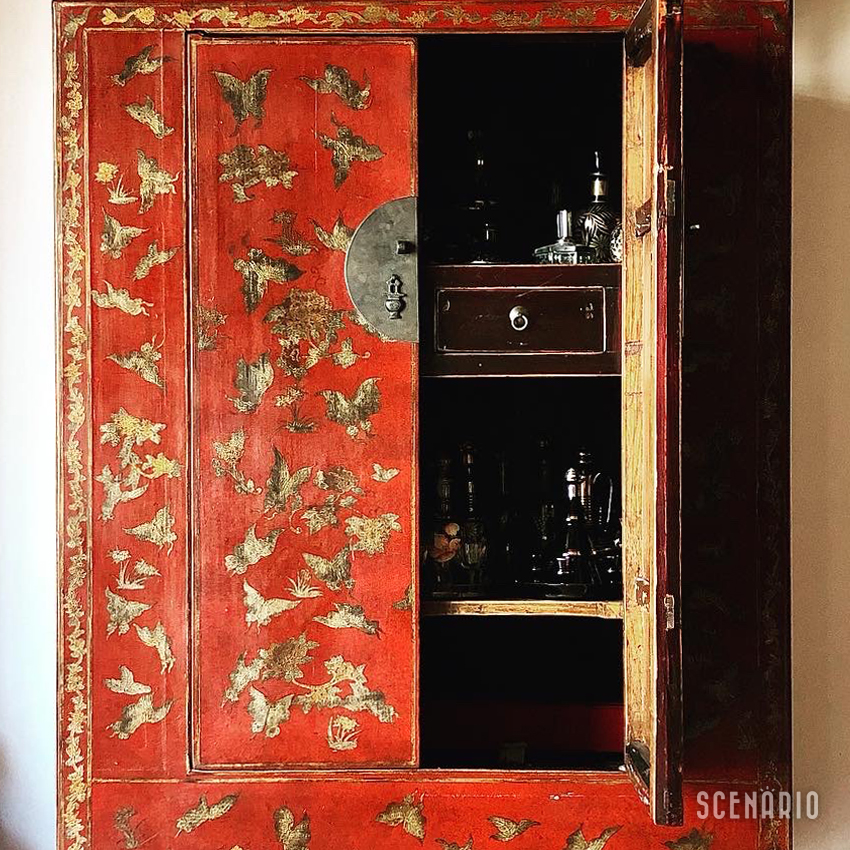 dettaglio-interno-cassetto-mobile-cinese-shanxi.jpg Dettaglio dell'apertura, cassetti nascosti interno, Mobile Cinese Shanxi.