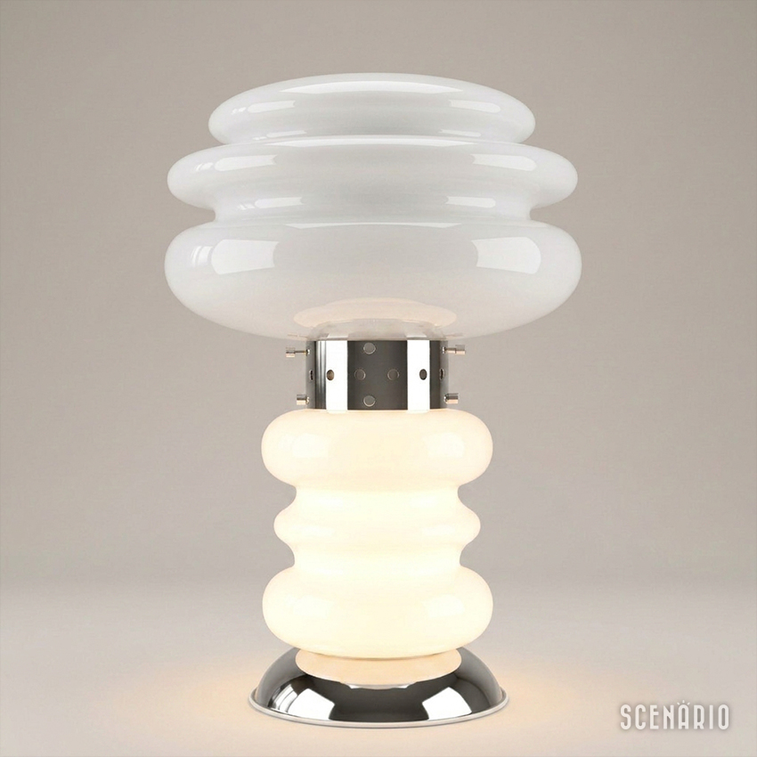lampada-nason-mazzega-accensione-base.jpg Base luminosa accesa della lampada Carlo Nason per AV Mazzega, effetto luce soffusa.