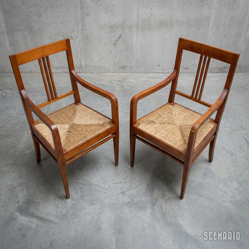 coppia-poltroncine-anni-30-alto.jpg Dettaglio dall'alto della nuova impagliatura a quattro spicchi e della seduta della coppia di poltroncine vintage anni 30 40.